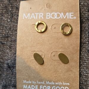 Matr Boomie Gold Earrings Set (2) NWT✨️